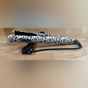 The Beachwaver Co. - Coast Pro Ceramic- Catwalk